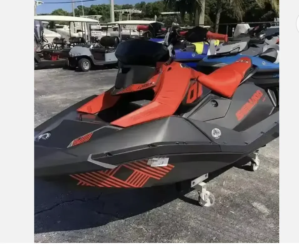 Водный спорт Sea-doo Jetski Sparks Trixx 2up 3 up распродажа