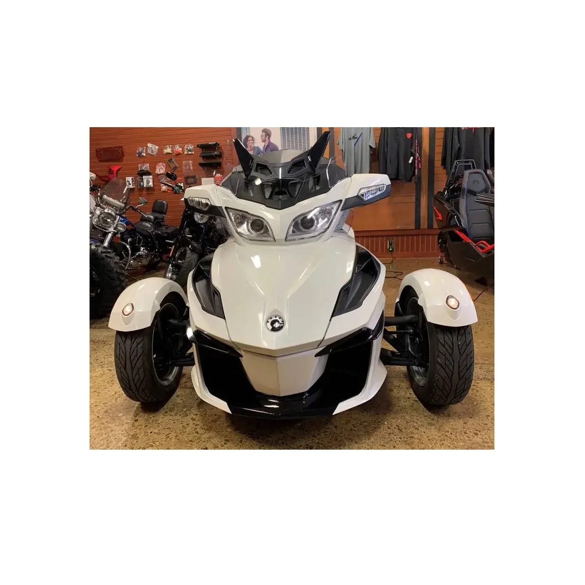 Affordable Pre Owned Can Am Spyder RT SE 6 Three Wheel Motorcycles Available at Reasonable Prices from US Exporter