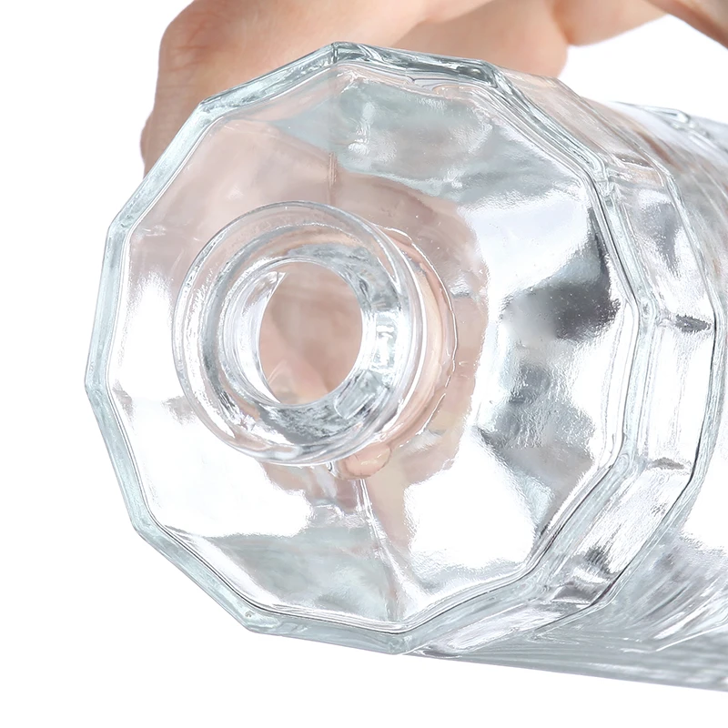 Wholesale 30ml 50ml 100ml 120ml 140ml Mini Small Liquor Vodka Whiskey Glass Bottles