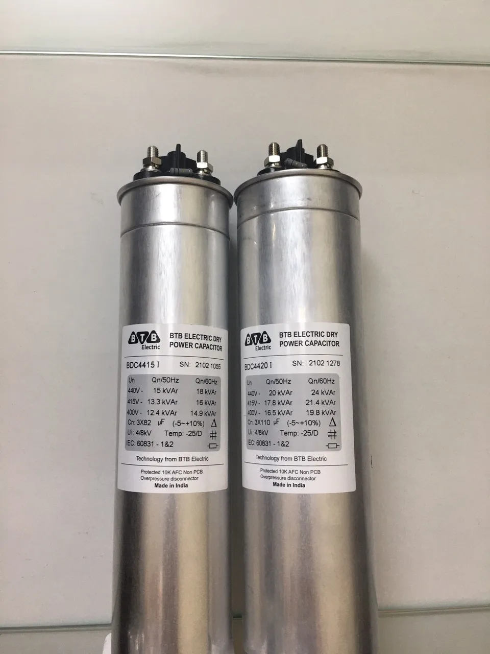POWER FACTOR CORRECTION CAPACITOR 30 KVAR 440V 3 PHASES TURKEY MANUFACTURE 2022