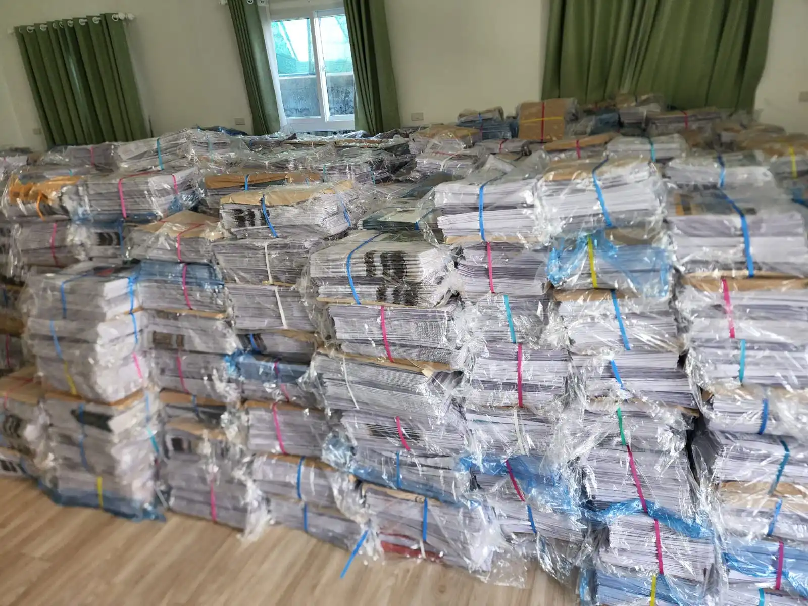 Very Clean Old Newspaper(ONP) and Over Issued Newspaper(OINP) Scraps Corrugated Carton(OCC) NCC / KCB Sorted Office Paper