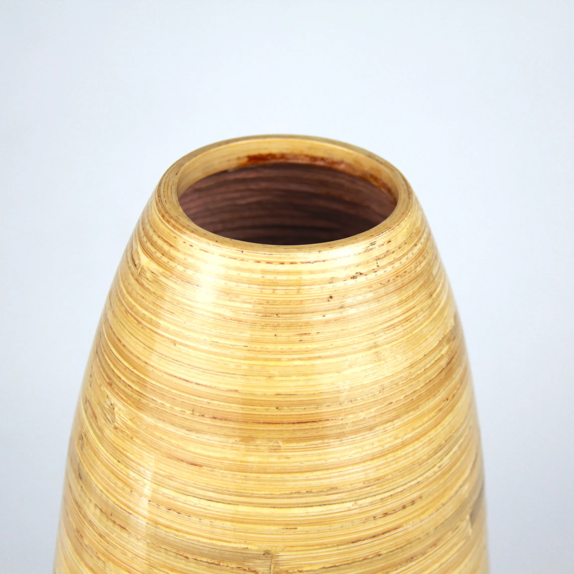 Vietnam Hot Design Sustainable Bamboo Natural Handcrafted Tall Bottle Shape Floor Vase for Silk Plants Flowers Filler Decor