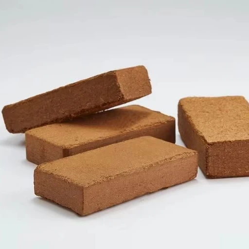 Cocopeat Briquettes used for farming and Agriculture Horticulture Hydroponics Sri Lankan modern Coconut substrate products