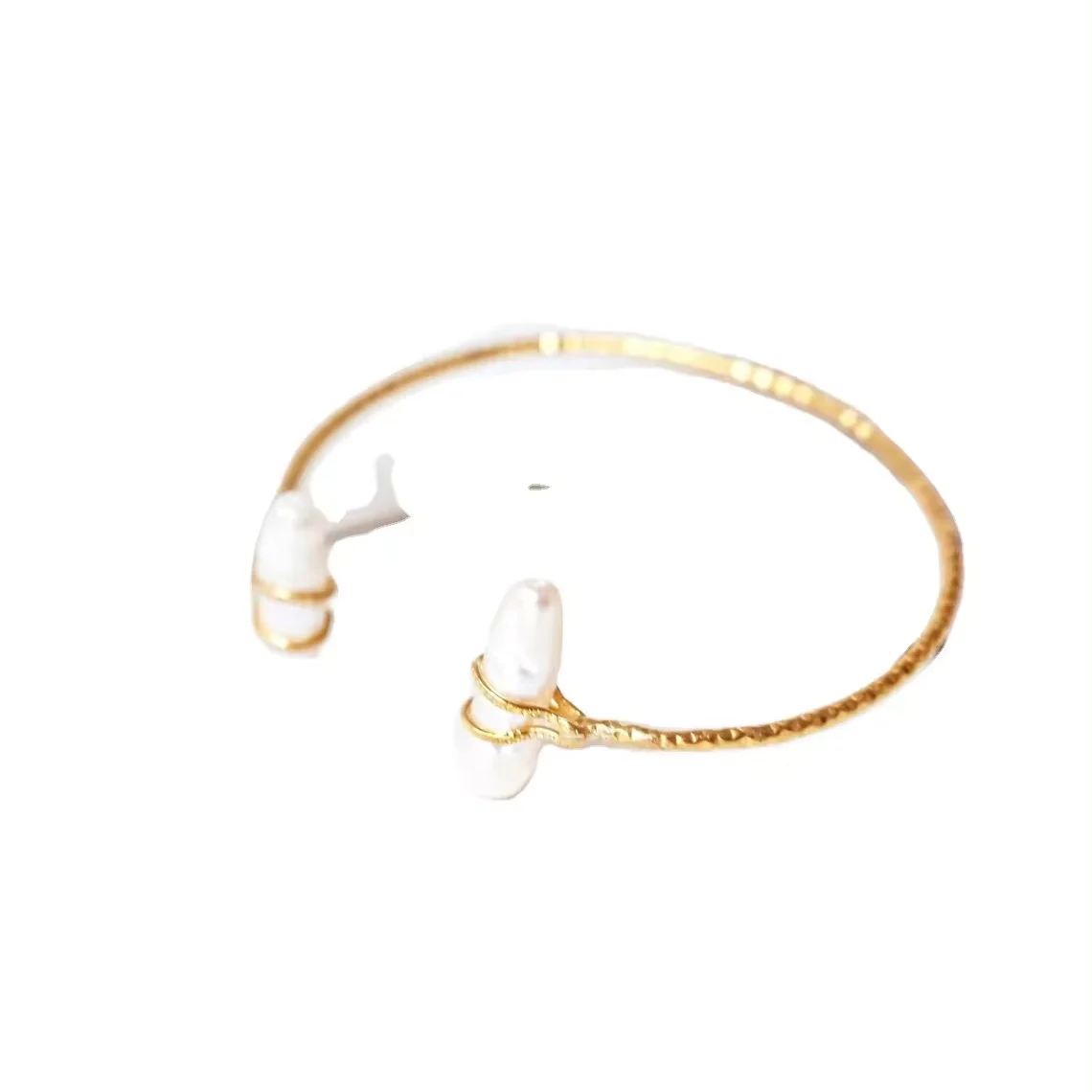 High Quality Popular Natural Freshwater Pearls 100% Brass 22k Gold Plated Bracelet Unique Design Jewelry Gift