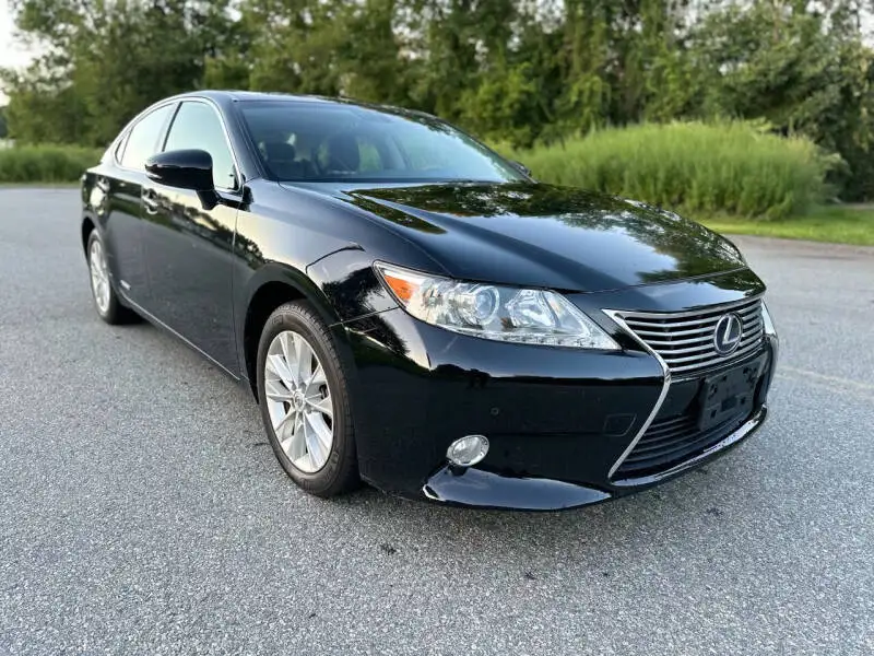 wholesale price used cheap cars for sale 2013 Lexus ES 300h 4dr Sedan Audio Controls on Steering Wheel Bluetooth