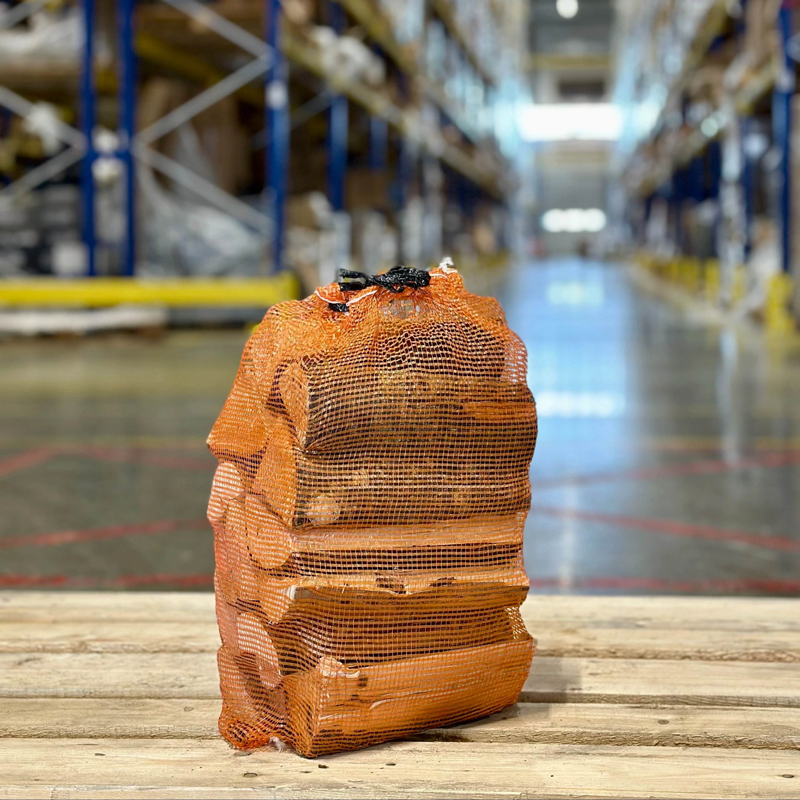 Wholesale Supplier of Alder, Birch, Oak, Hornbeam, Ash, Beech Kiln Dried Firewood in 22L Mesh Bags | Bulk Quantity for Sale