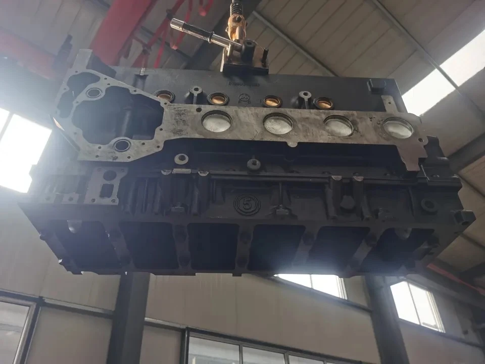 China Factory Supply Auto Engine Spare Part Casting Cylinder Block For Sinotruk Dump Truck In Stock