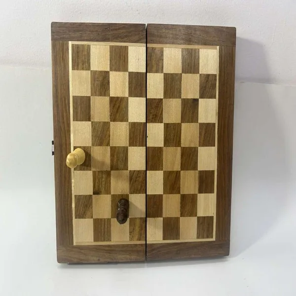 2025 новая настольная игра оптом ручной работы антикварные деревянные шахматы садовые настольные игры шахматные доски для всех