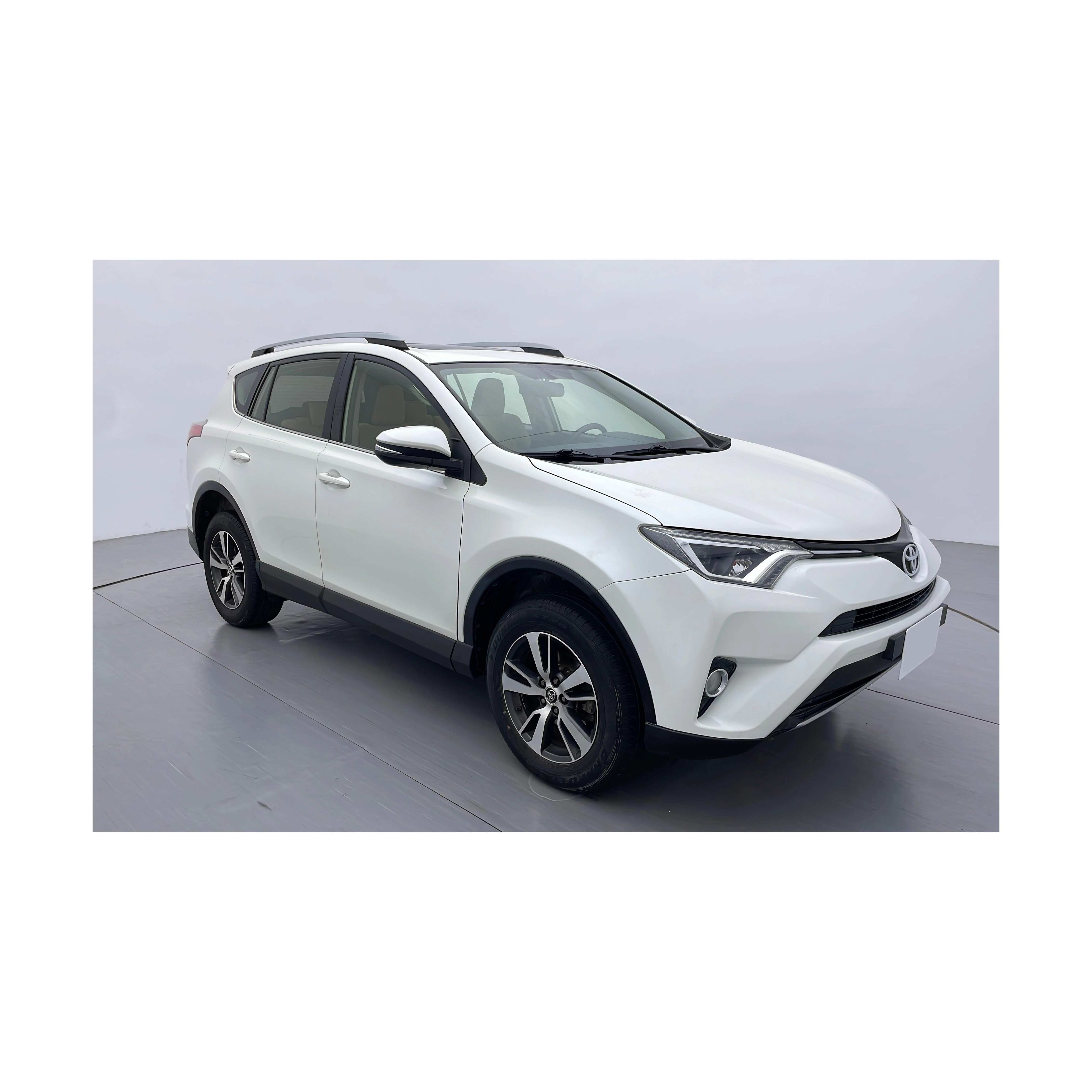 Toyotai RAVV4 smart key system with remote start and keyless entry