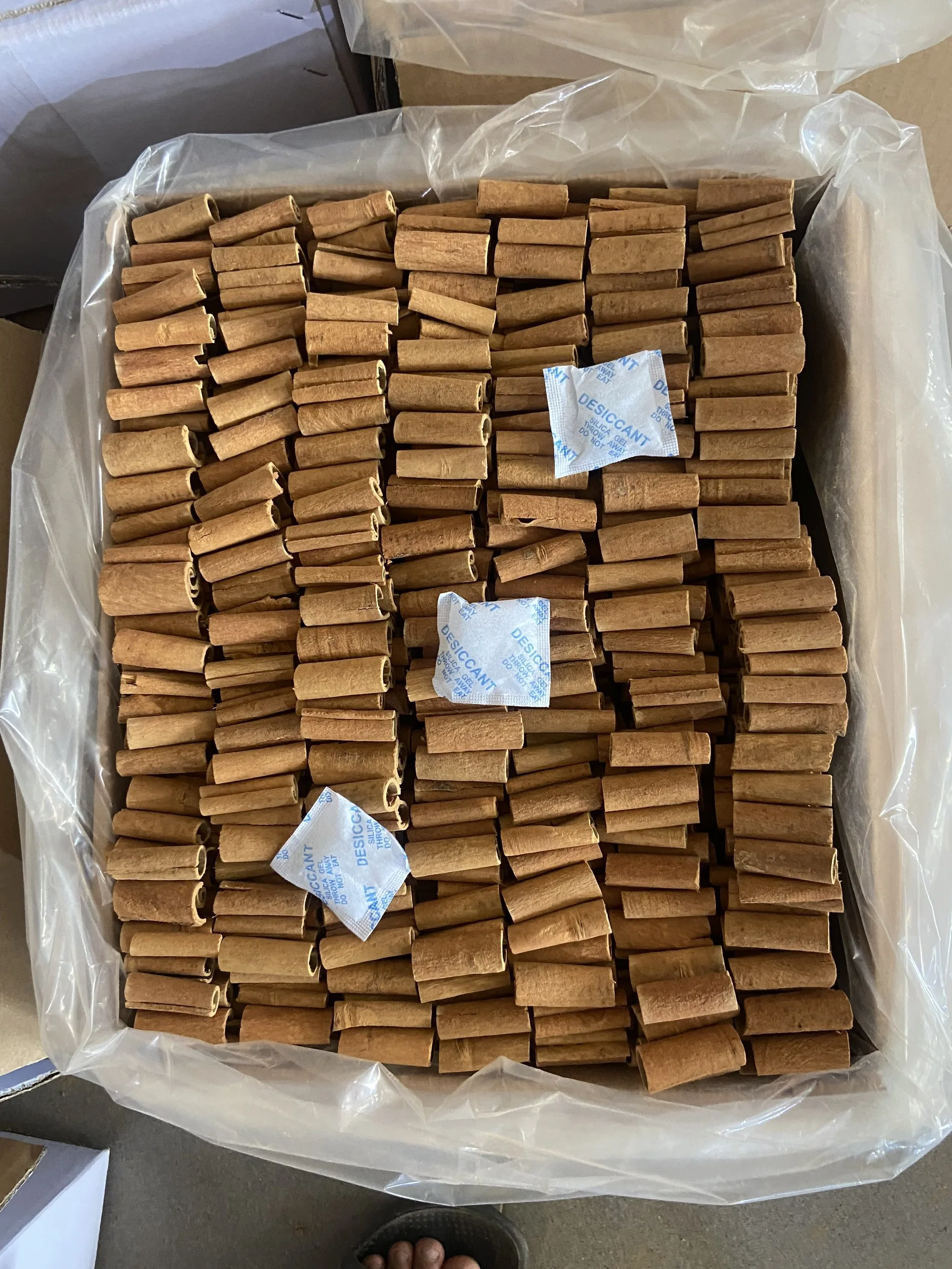 VIETNAM CINNAMON CASSIA STICK/ BROKEN CINNAMON/ CASSIA VERA CIAGR CASSIA POWDER GROUND ORGANIC BEST PRICE