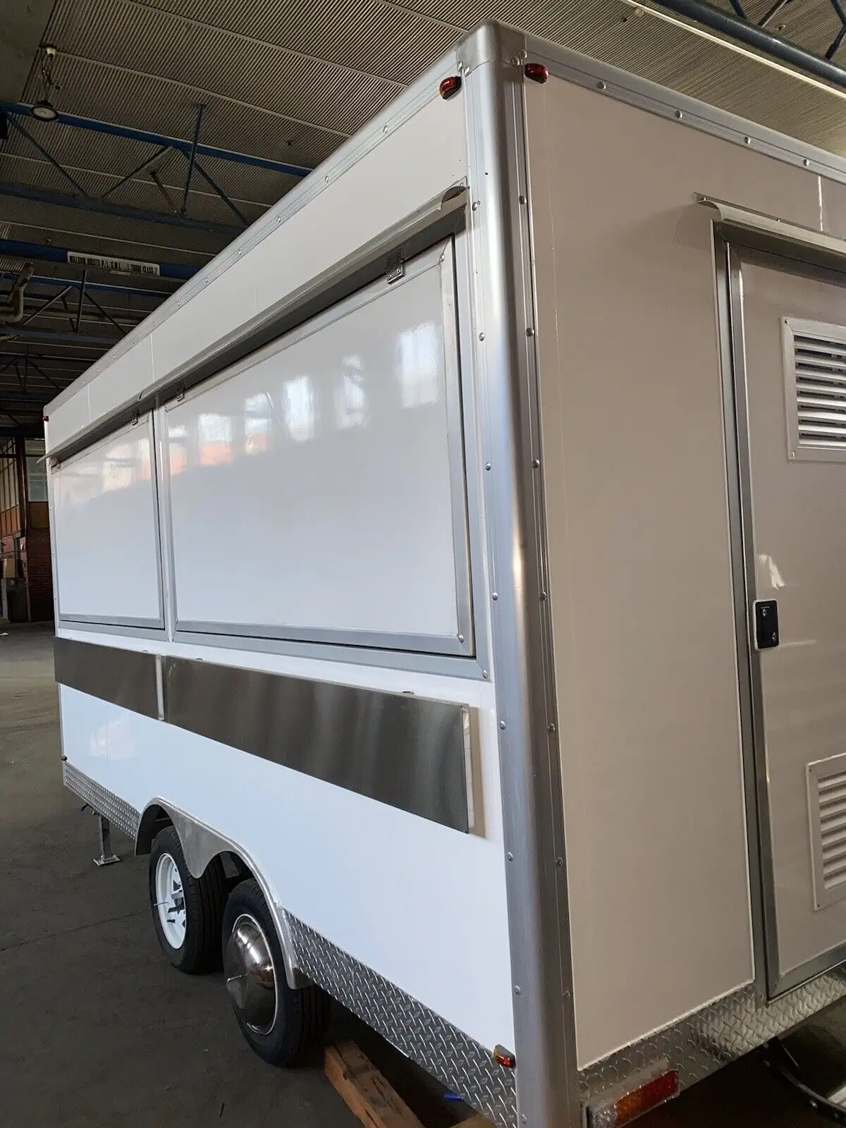 FAST Mobile Food Trailer restaurant equipment Pizza Customized Hot Key Long Power Outdoor Packing Wheels