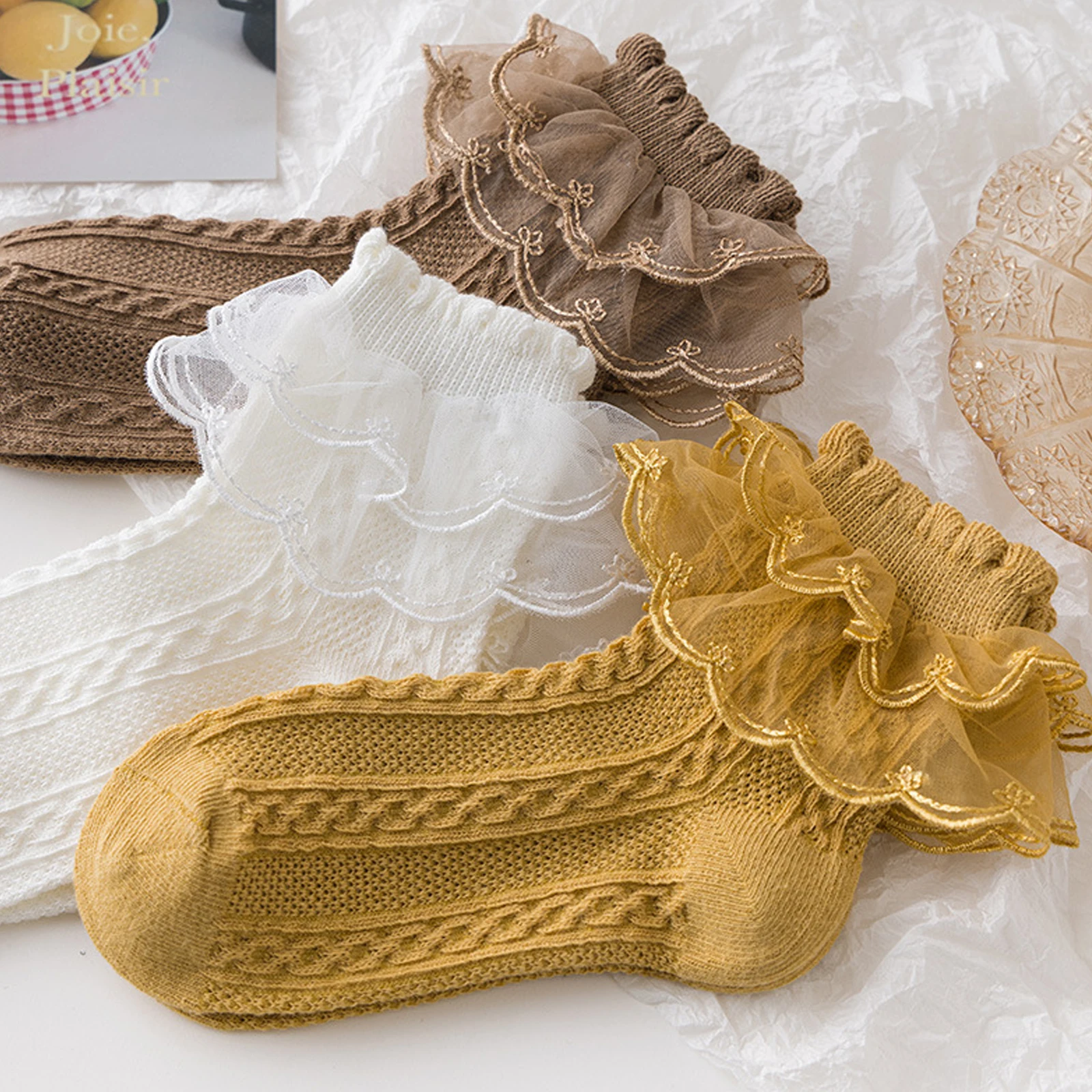 Girls Elegant Lace Brim Cotton Knit Socks For Autumn And Spring
