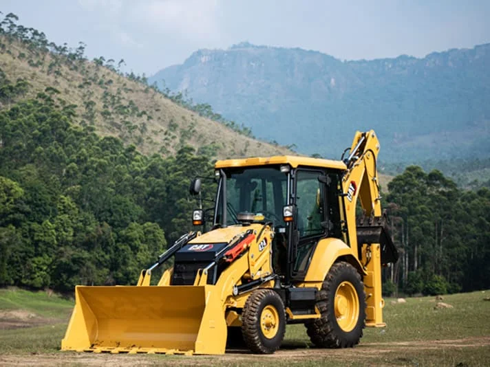 Backhoe_Loader_424_4WD.jpg