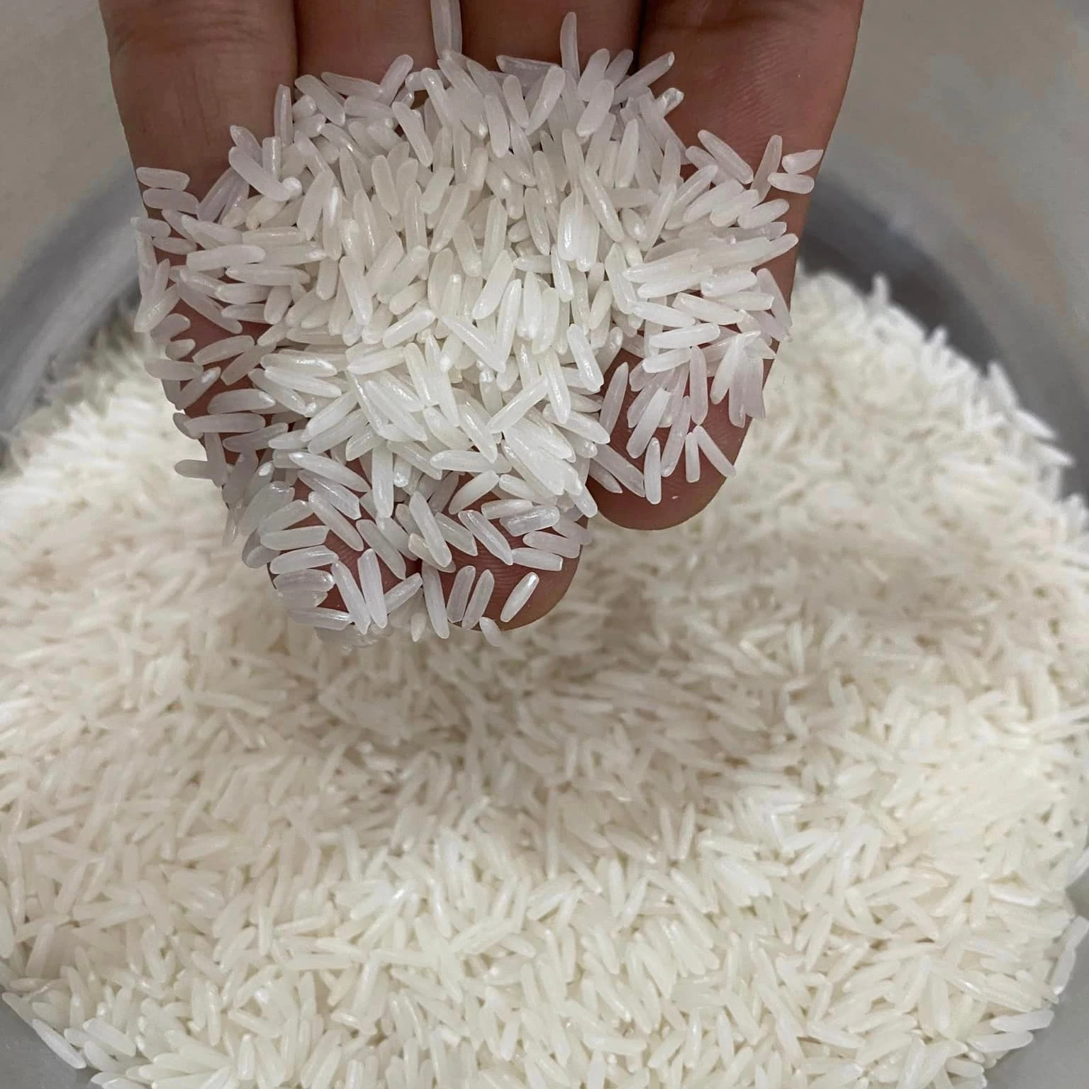 Hom Mali White Jasmine Rice 5kg 25 Khao Homali Fragant rice FROM VIETNAM BY SUNRISE INS READY TO EXPORT WHAT.SAPP 0084989322607
