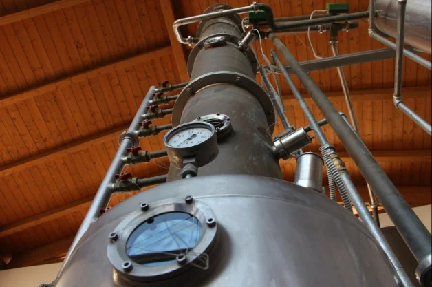 Треугольная бутылка grappa cl 70, Сделано в Италии