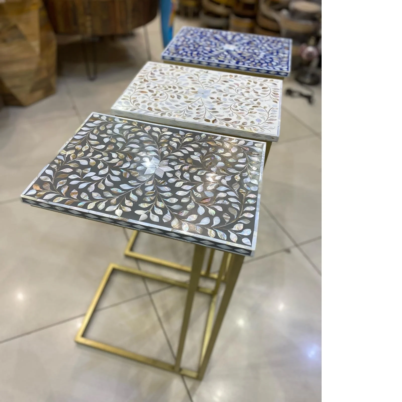 Beautiful Traditional Style Coffee Table Mother Pearl Inlay Brass-Finished Base Featuring Flower Home Furniture Personalized