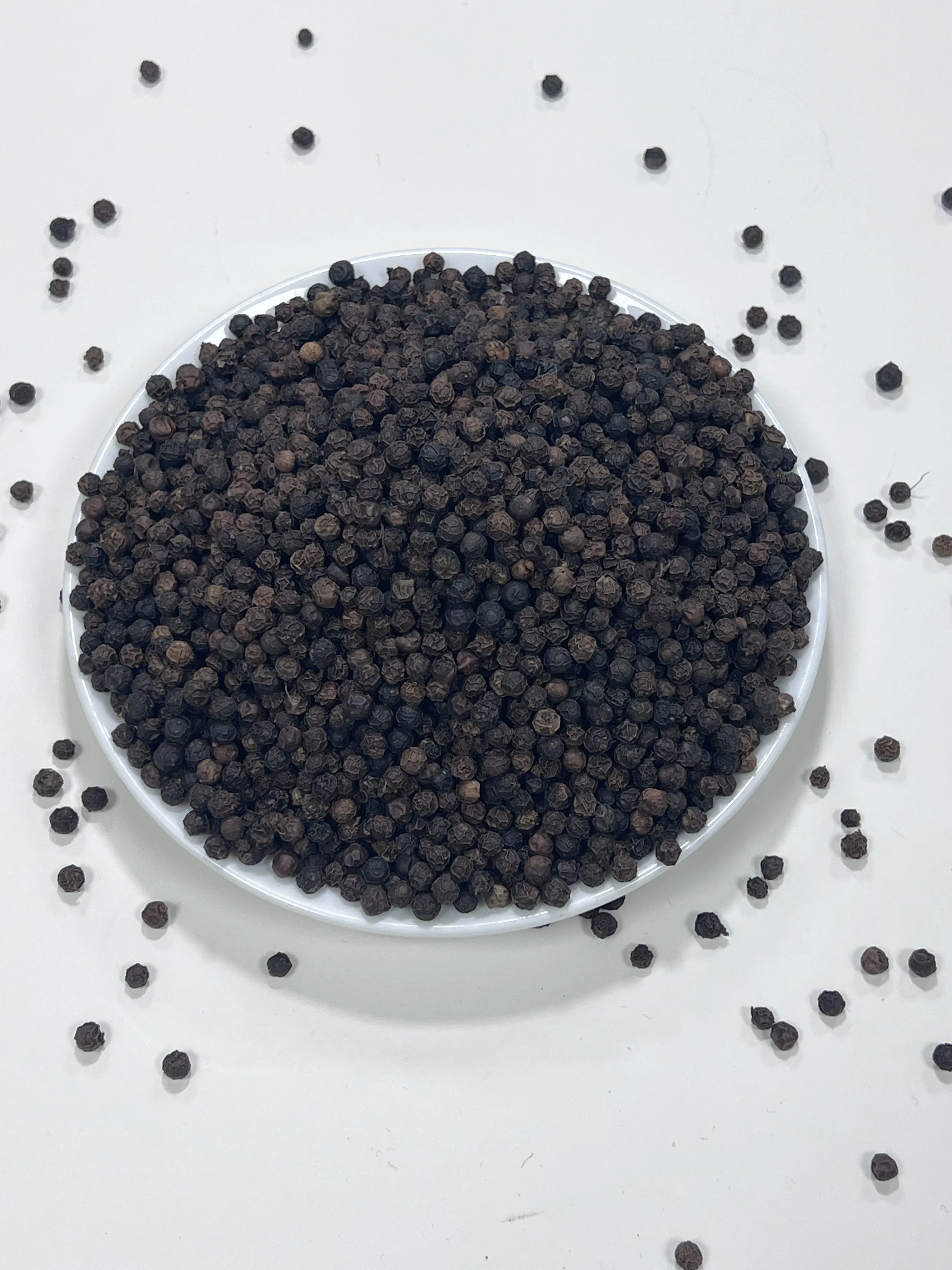 Vietnam High Grade Hot Spicy 500 550 580 G/L Black Peppercorn Dried 13% Max Moisture For Cooking Factory Price Bulk Wholesale