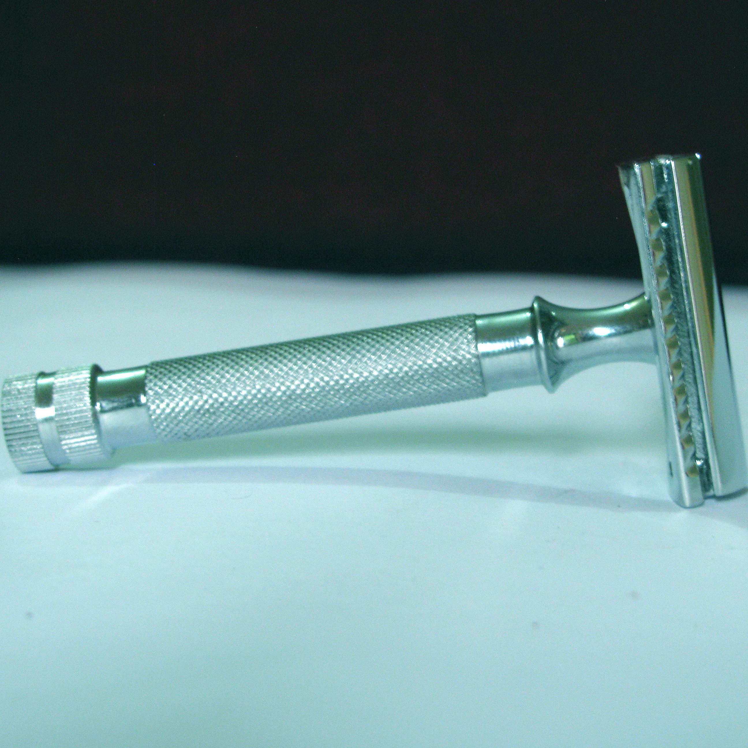 MACLURA Double Edge Shaving Safety Razor Art # MSE 6 Heavy Duty Safety Razor HD Safety razors fee engraving logo  rasiorhoble