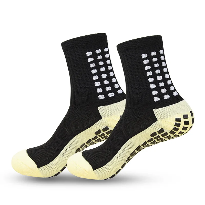 Wholesale custom grip  socks  soccer football short tube socks with rubber soles for making professional hosiery