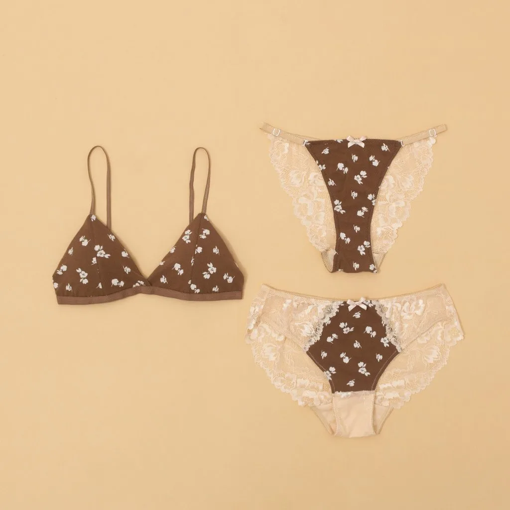 Period Panties Made Of High Quality Materials Cotton Mixed With Cute Little Flowers Wire-free Elastic Bra Adjustable Lace Pants