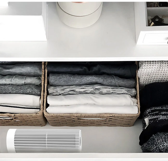 Japan Ce Portable Mini Reusable Auto Tankless Abs Plastic Material Air Dehumidifier For Damp