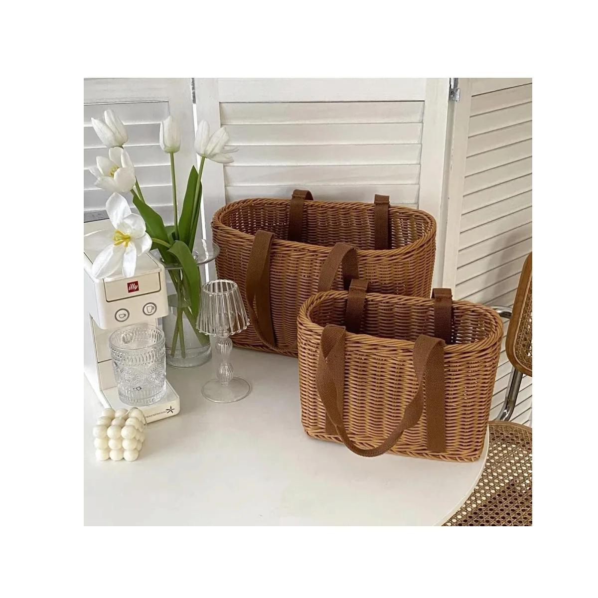 Eco-friendly Multipurpose Hand Woven Storage Basket Bag Outdoor Camping Picnic Rattan Basket with Handle made in Vietnam