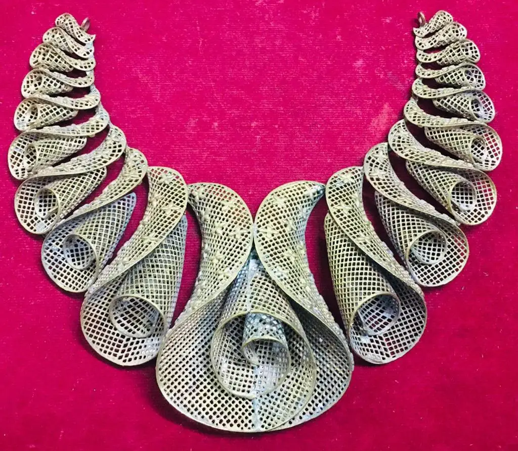 COPPER Metal ROSE DESIGN Gold Plated Charming WOMEN JEWELRY Party Necklaces From India CLASSIC Box Chain Turkey WEDDING