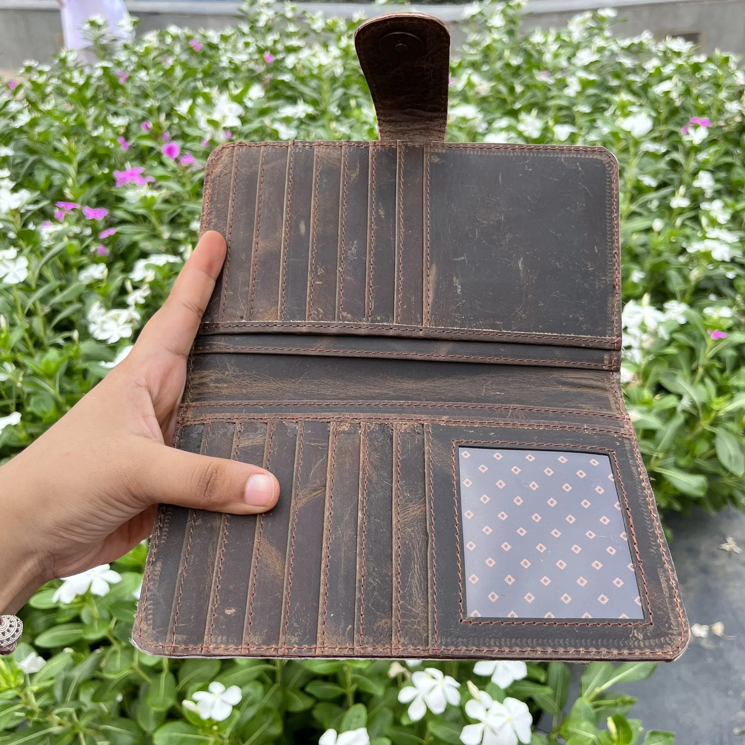 New  Western Stylish Hair On Real Cowhide Tooled  Fur Leather Clutch Designer Purse Hot Selling Tooled Leather  Bi-Fold Wallet