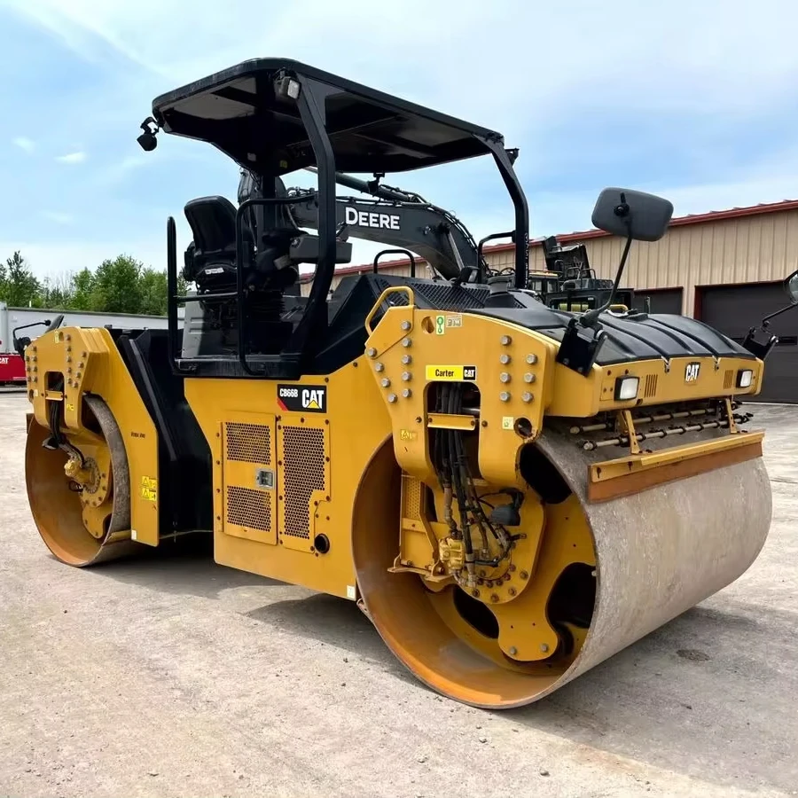 Доступный использованный прочный дорожный каток 13-тонный STR130C-8 стальной колесный ролик для дорожной прокатки на продажу