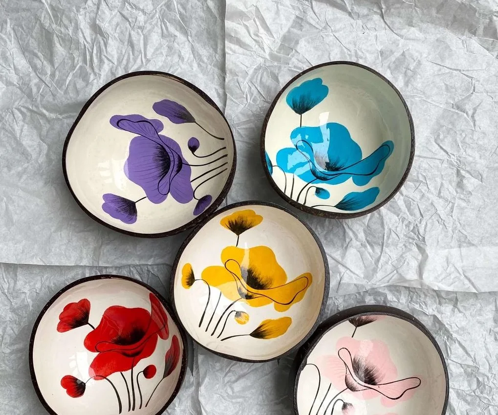 NEW DESIGN 2024 VIETNAM COLORFUL LACQUERWARE COCONUT BOWLS- TRADITIONAL HANDICRAFT PAINTED SHELL BOWL DINNERWARE AT LOW PRICE