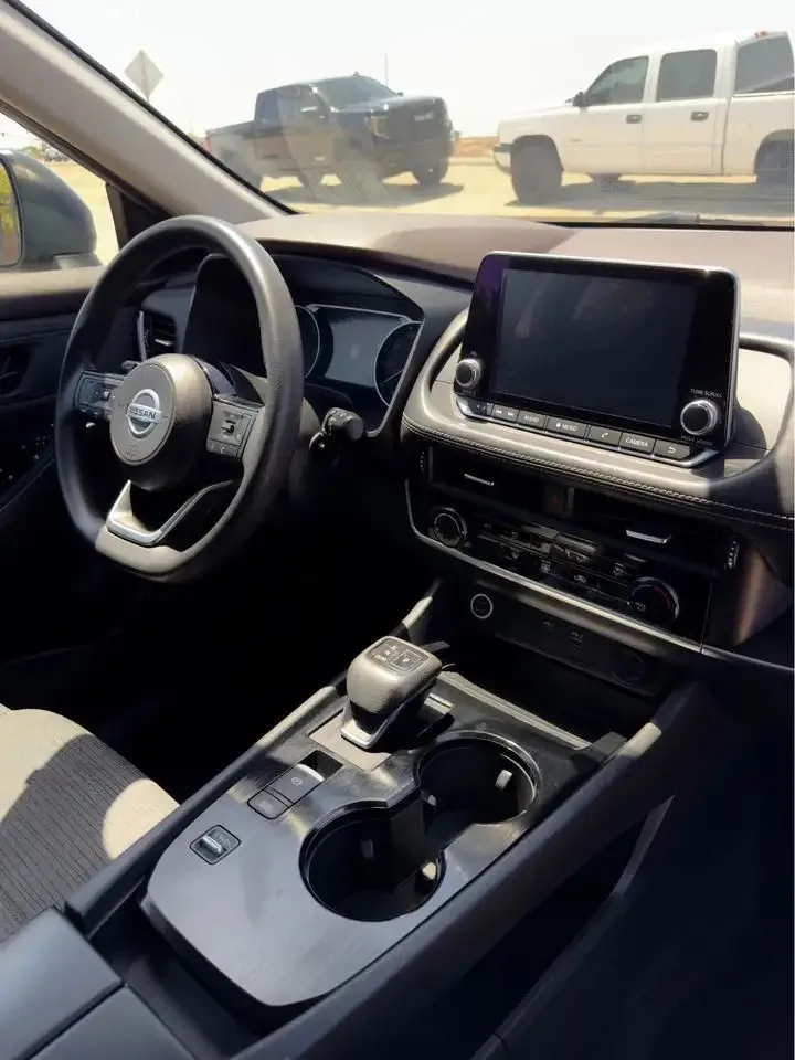 Идеально подходит для использования 2023 Nissan Rogue SL