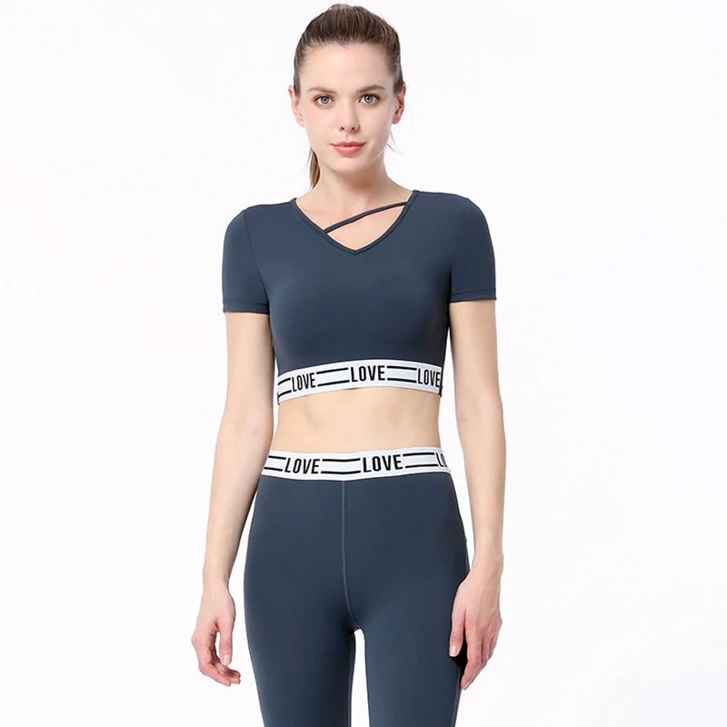 2022 Wholesale Custom Women 2 Pieces Gym Fitness Sets Sports Bra Workout Legging Yoga Set