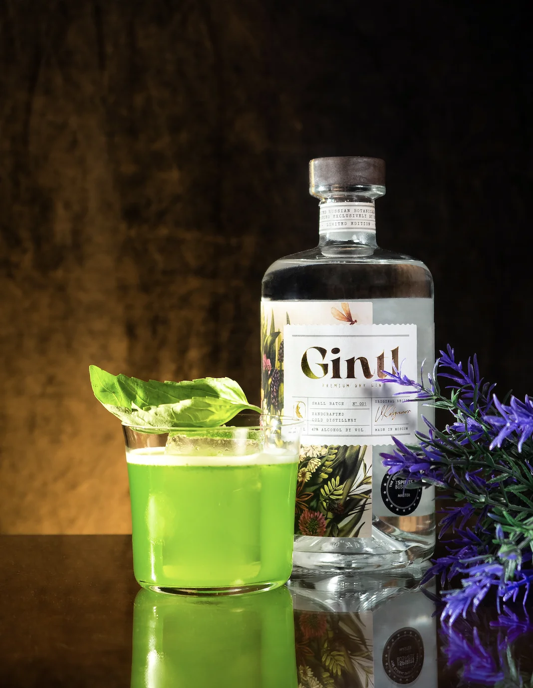 Специальный вкус 100% высококачественный спиртовой напиток 0,5 л 47% ABV травяные ингредиенты сильный спиртовой напиток «gint» Джин