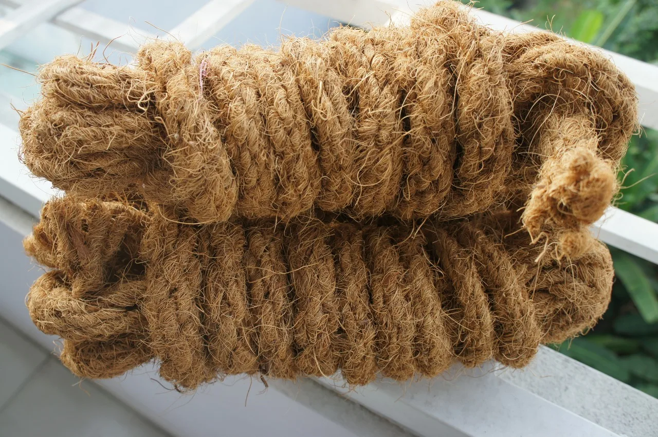 Coir Fiber Rope 8mm High Quality Wear/ Resisting 2mm 4mm/ Jute Twine String Hemp 99 Gold Data Vietnam