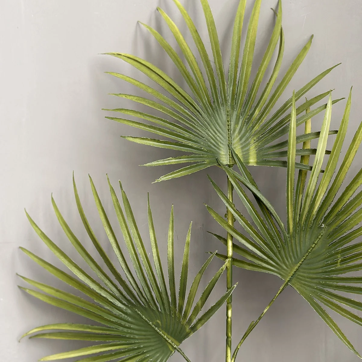 Artificial Greenery Simulation Fan Palm Leaf for Jungle Party Decor Home Office Decor