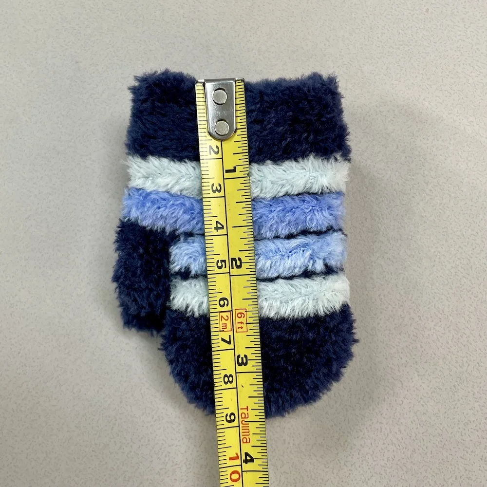 Soft feather yarn and super stretchy knit baby mittens