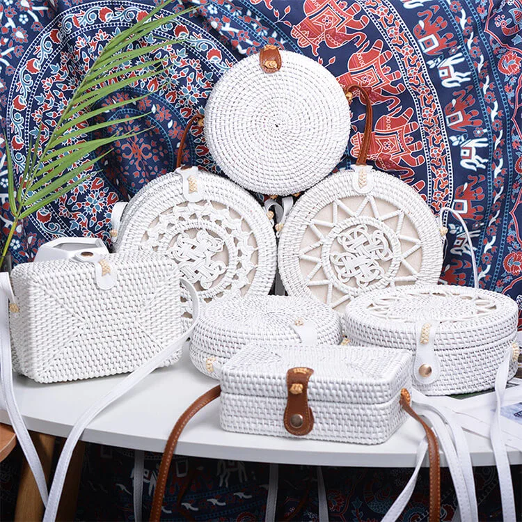 White round Wicker Rattan Beach Bag Custom Pattern Handmade Crossbody Shoulder for Women Natural Vietnam Handbags for Summer