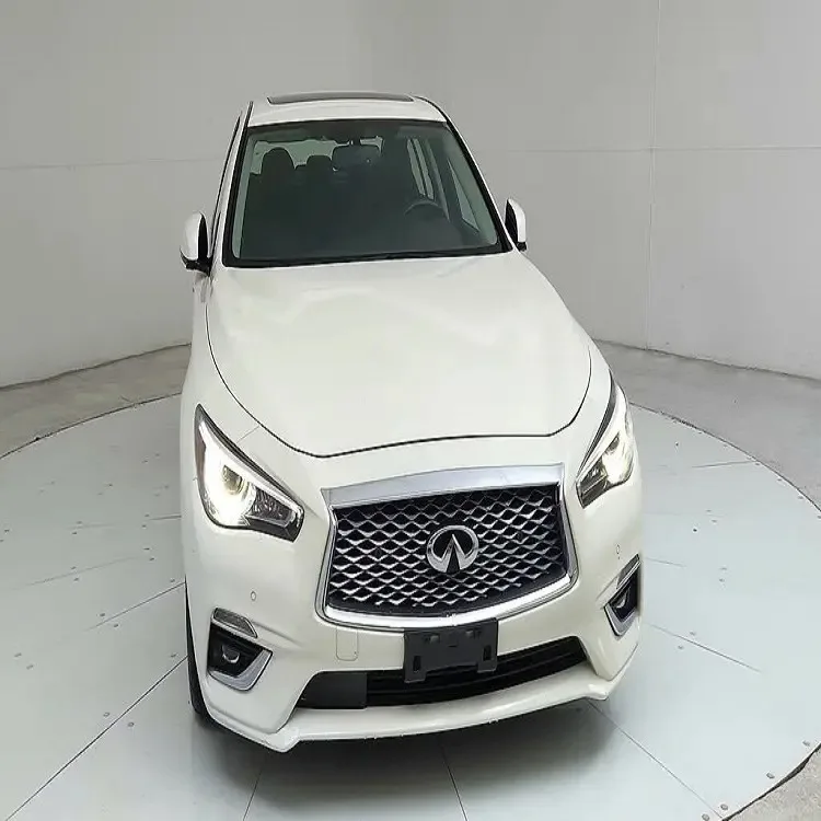 2022 INFINITI Q50 Luxe AWD седан с малым пробегом на бензиновом/газовом двигателе кожаные сиденья легкий интерьер готов к