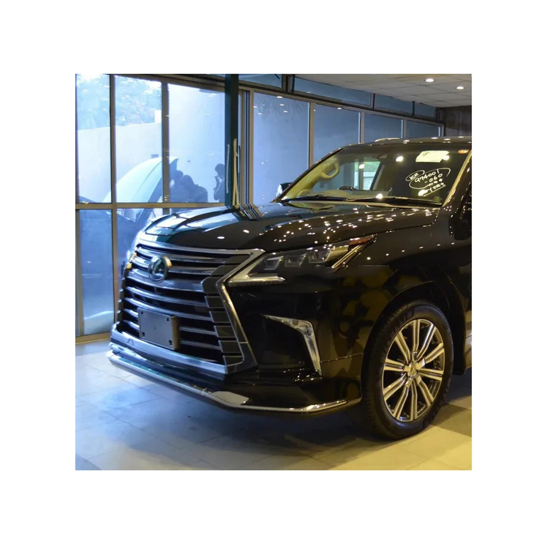 Продается 570 Toyota Lexus LX с полной гарантией и сертифицированной проверкой