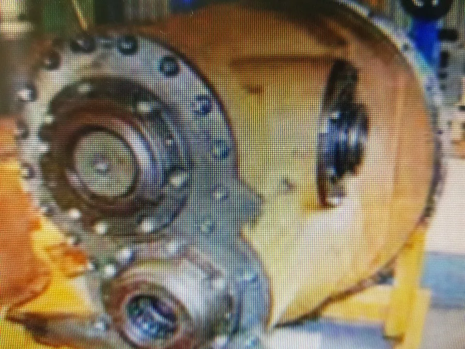 3T4577 Case AS- Transmission .D8LD9L.D9N .D10N. .Pipelayer589 Cat Genuin..cat Used Parts.genuin good  used D9N Transmison.parts.