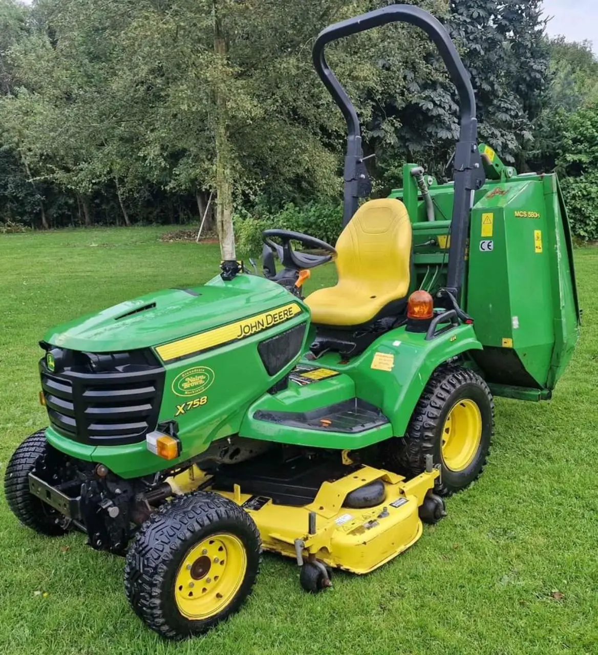 Flail mower John deeree Hammer crawler lawn mower 800mm cutting width remote control lawn mower