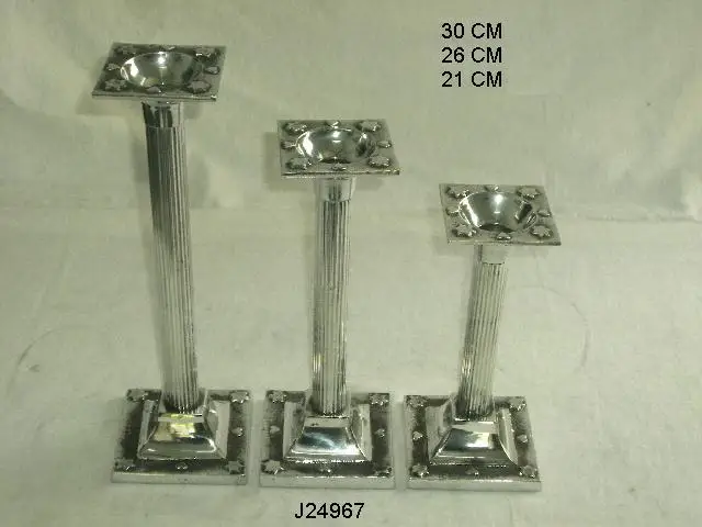 High Quality Cast Aluminum Candle Holder with Mirror Polish with Star Shape Top and Base Home Decor Diwali Festive Candle Holder