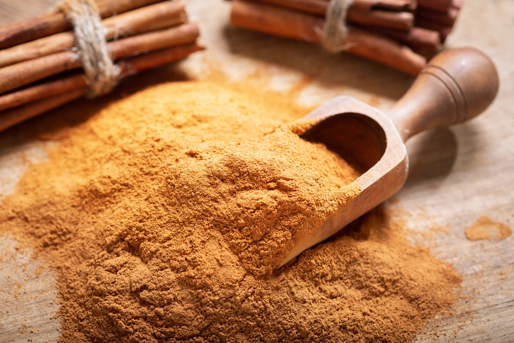 CINNAMON/ CASSIA AND STAR ANISE HIGH QUALITY FROM VIETNAM