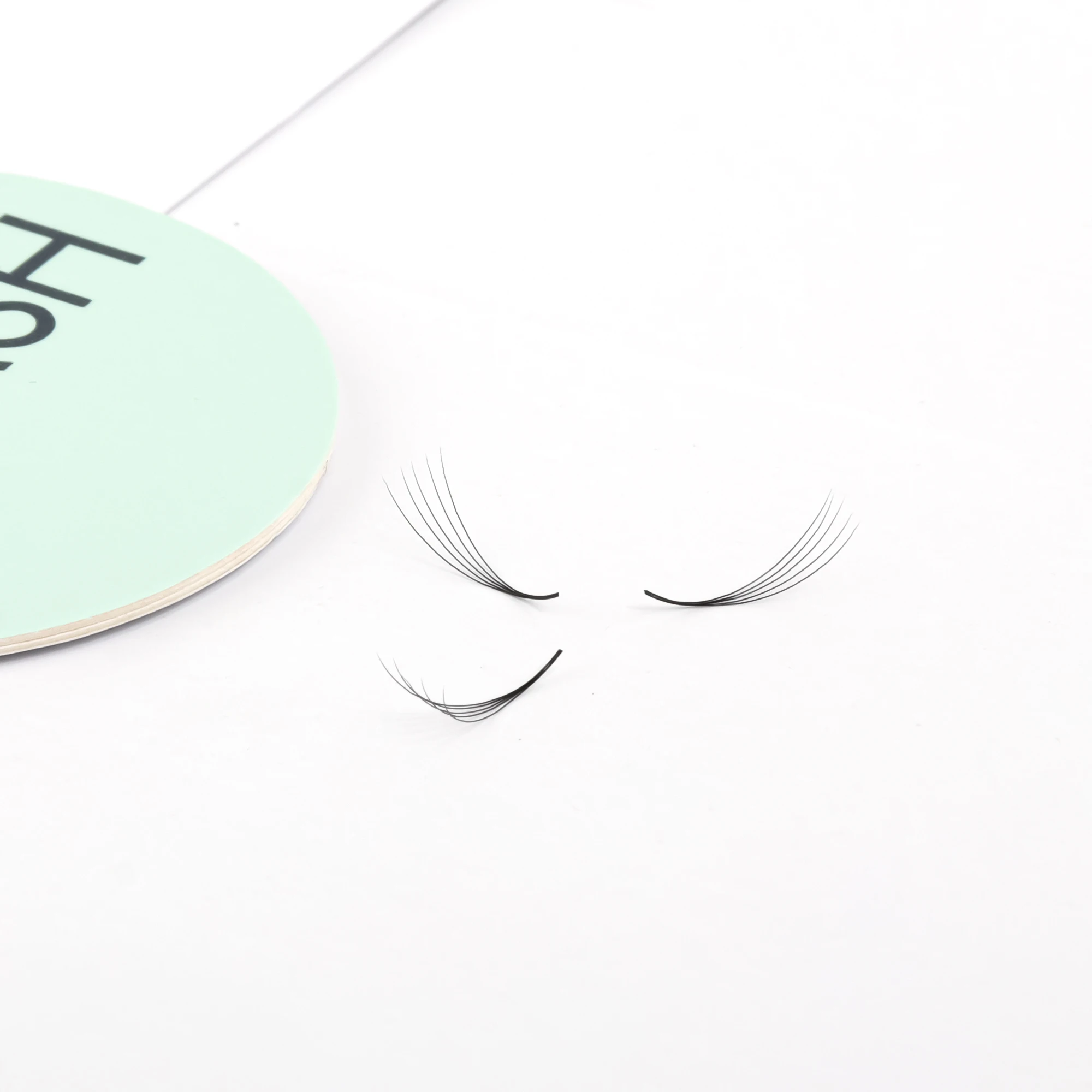 Premade silk fans korean pbt fibers lash extension premade fan 0.07m eco friendly lash supplies Korean PBT customize box