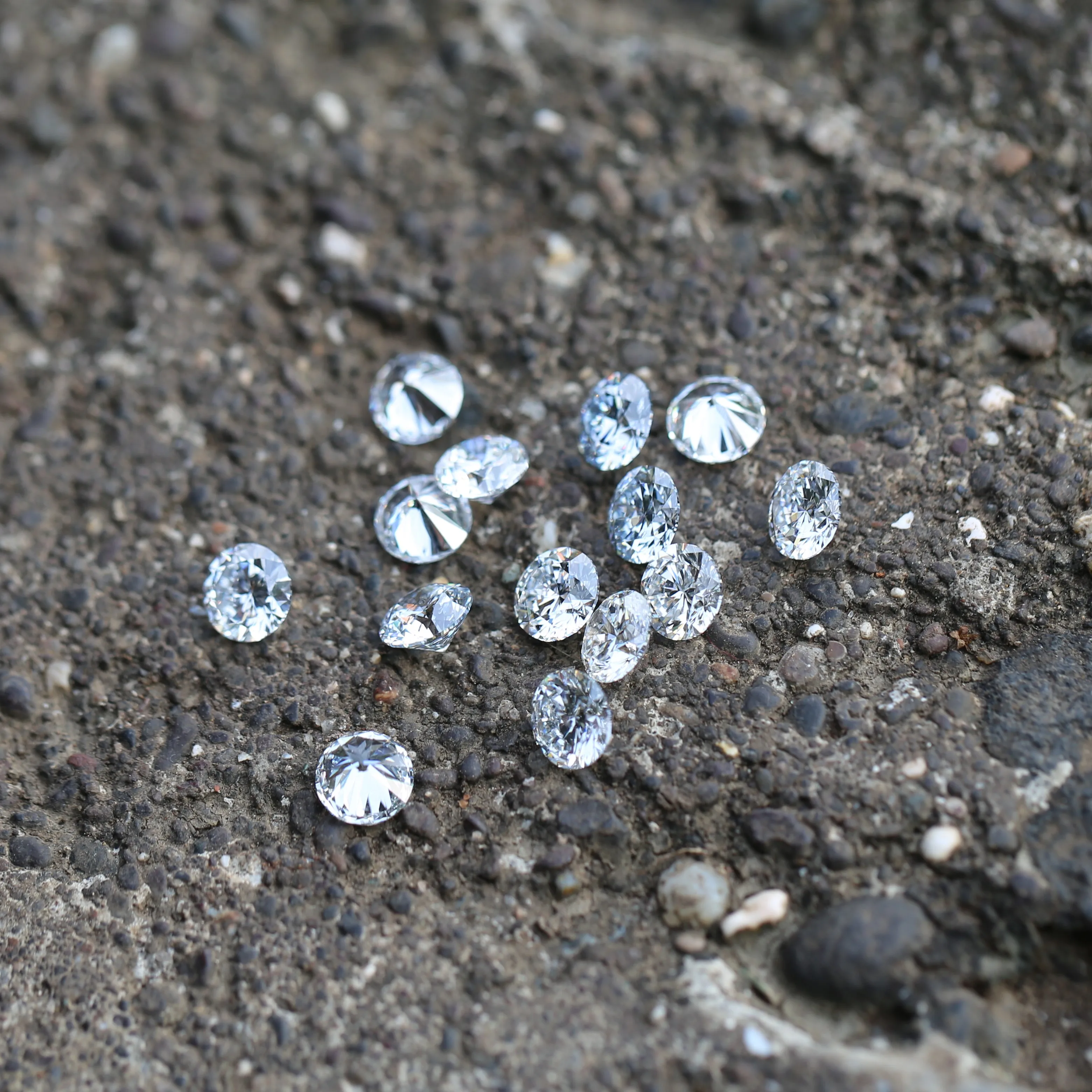 Свободный натуральный сверкающий бриллиант в D-цвете с круглой блестящей огранкой GIA Сертифицированный VVS2 прозрачность для модного изготовления ювелирных изделий