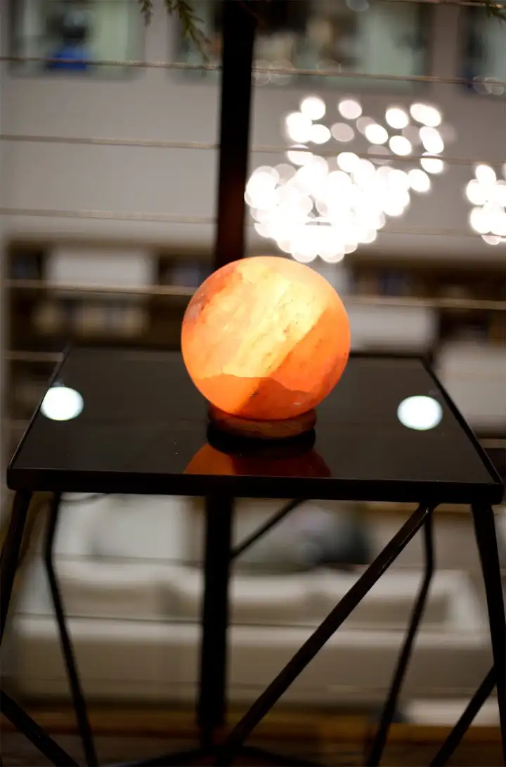 Trendy Product Himalayan Rock Sphere USB Salt Lamp for decoration & multi purpose - Dealers from Pakistan