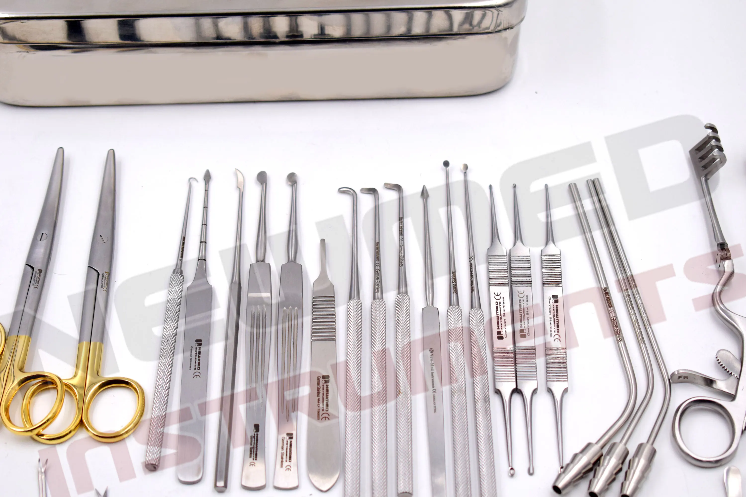 Набор инструментов для хирургии ушей