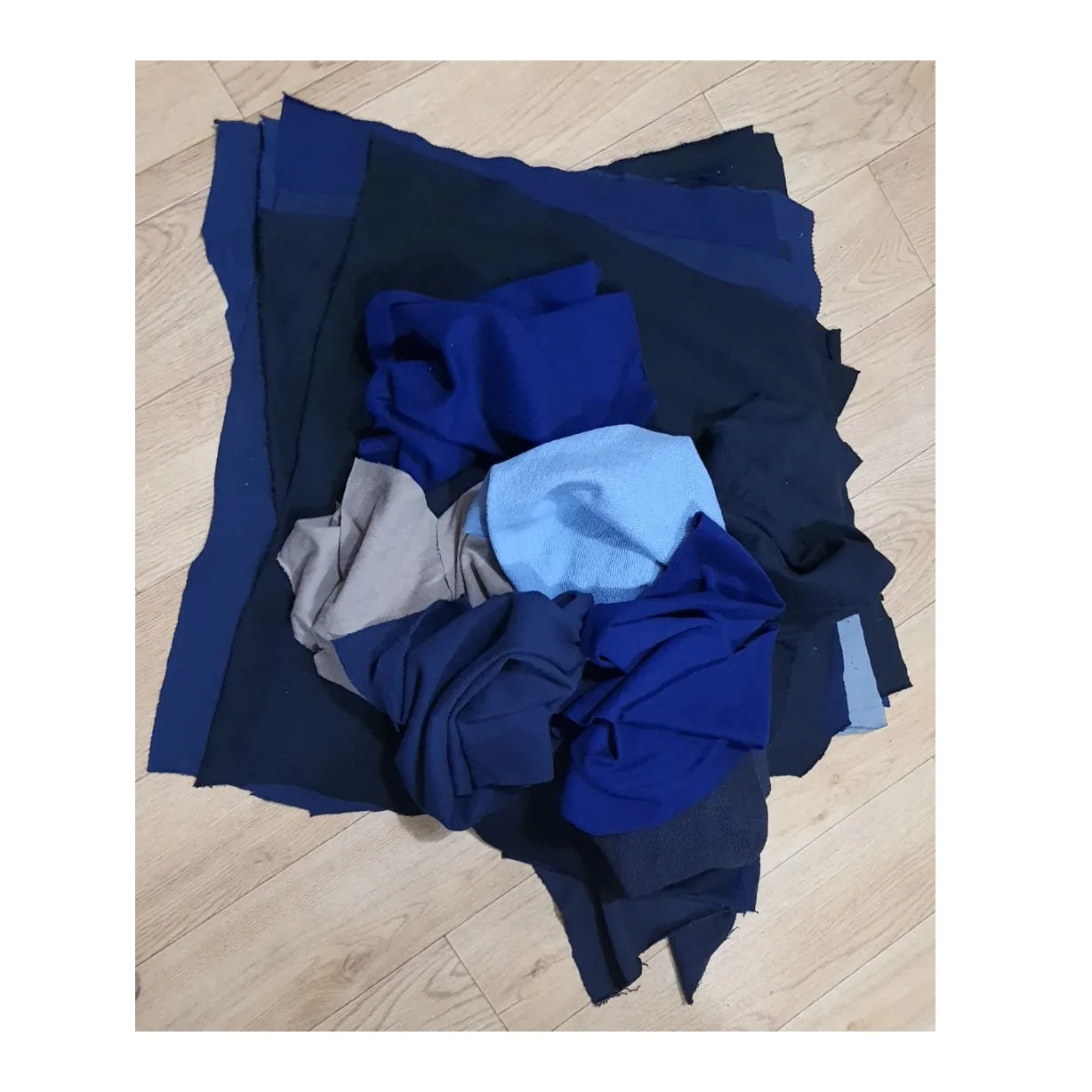 Garment Fabric Waste Dark Color Terry fabrics Swift shirt fabrics Supply Factory Hot Selling 2022 Bangladeshi Supplier