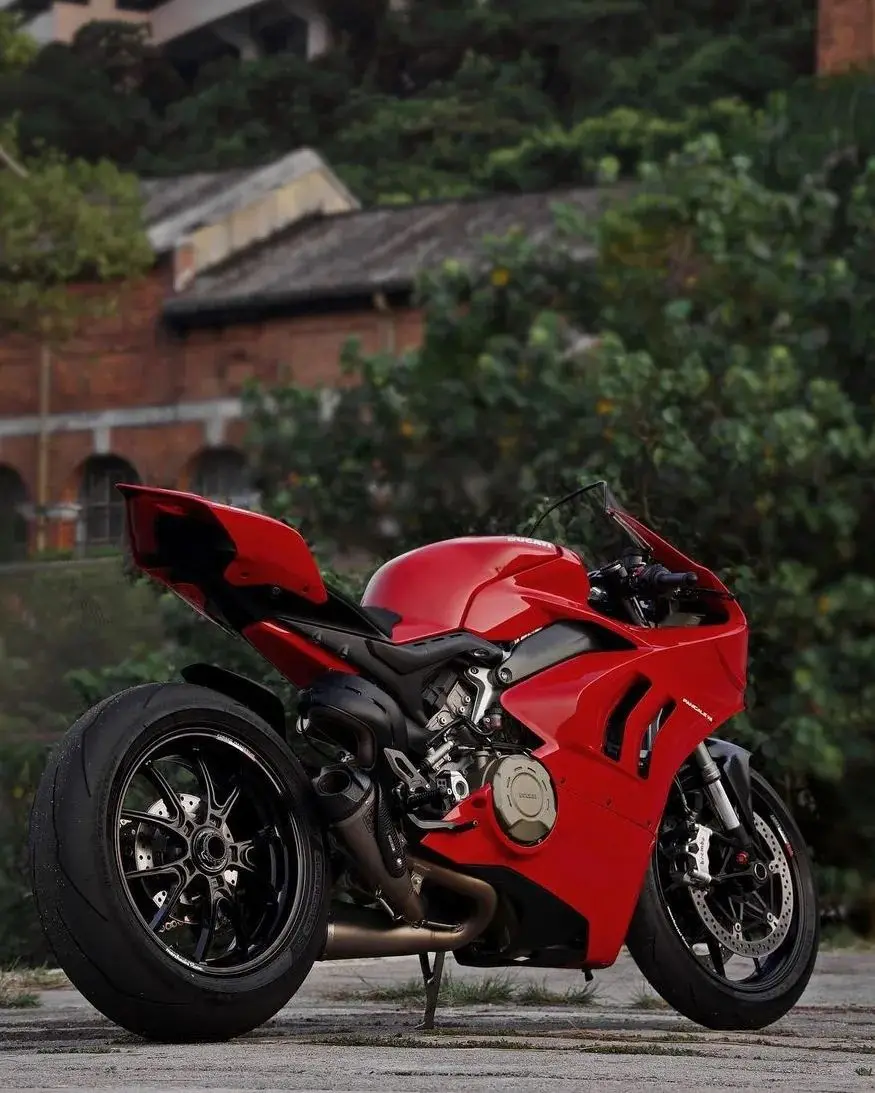 Powerful Used BMW Street Racing Sports Bike Fairly used  Bulk and Original fairly used B.M.W G 310 GS Motorcycles for sale