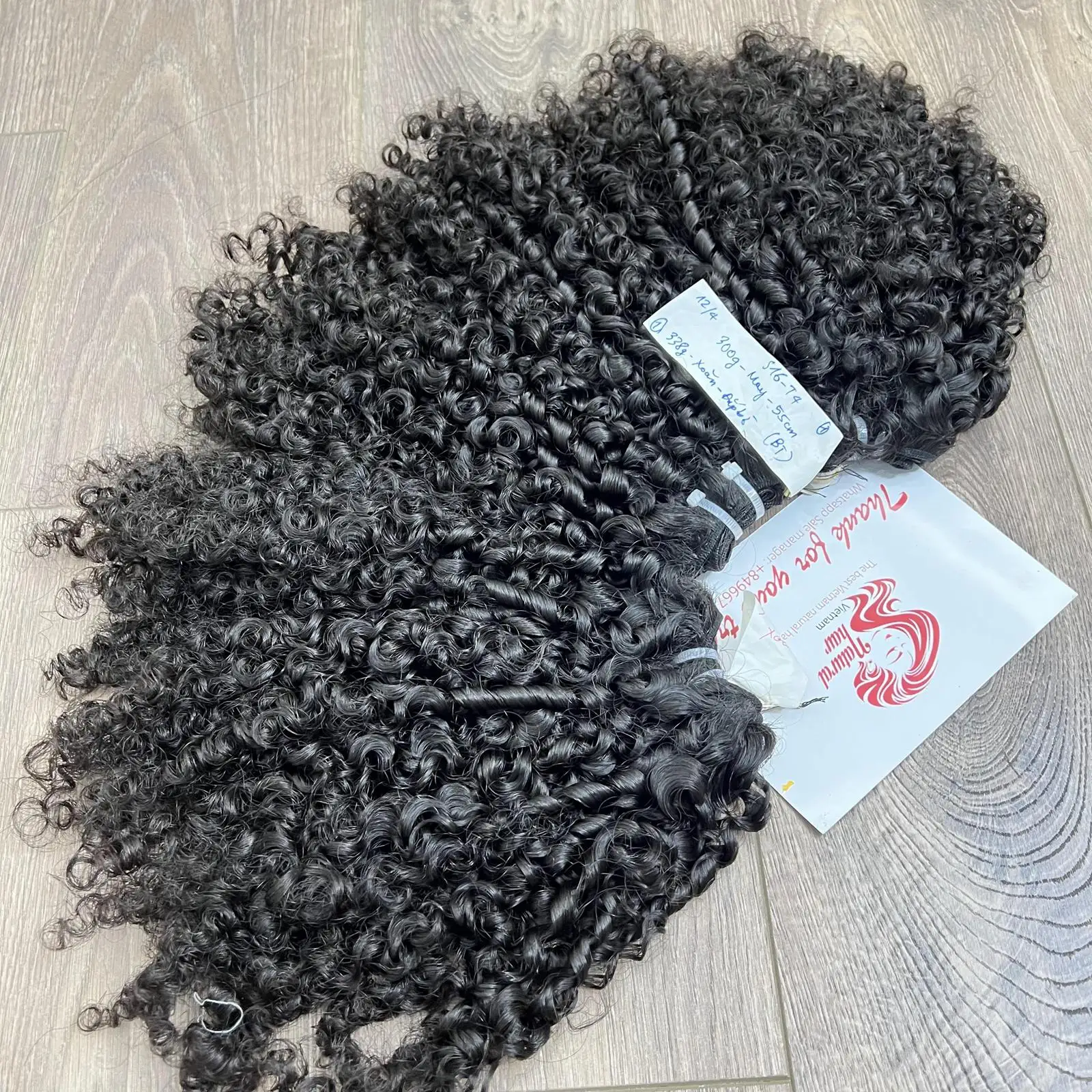 Высококачественные вьетнамские необработанные волосы Fumi Pixie кудри пучки с закрытием волос для наращивания человеческие волосы